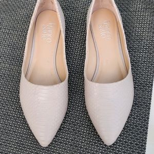 Franco Sarto beige flats